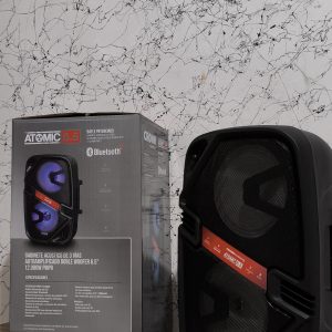 Parlante Potenciado Portatil Crown Mustang Atomic 6.5 Luces Color Negro